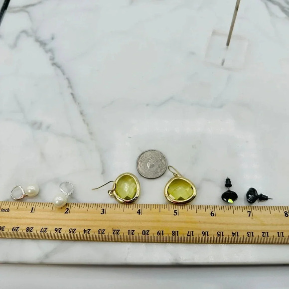 Lot of 3 New Pierced Earrings Ralph Lauren Pearl Drop Francescas The Lim… - Picture 14 of 14